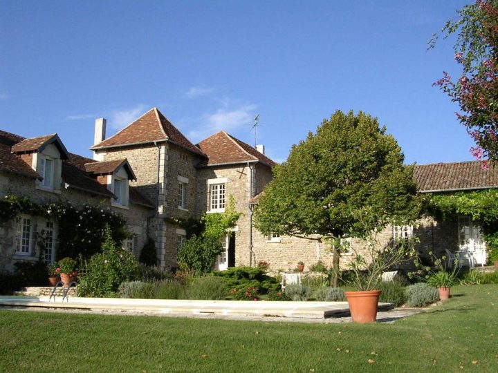 Bed And Breakfast Chambres D'hôtes La Pocterie, Vouneuil-Sur serapportantà Chambre D Hote Vienne 38
