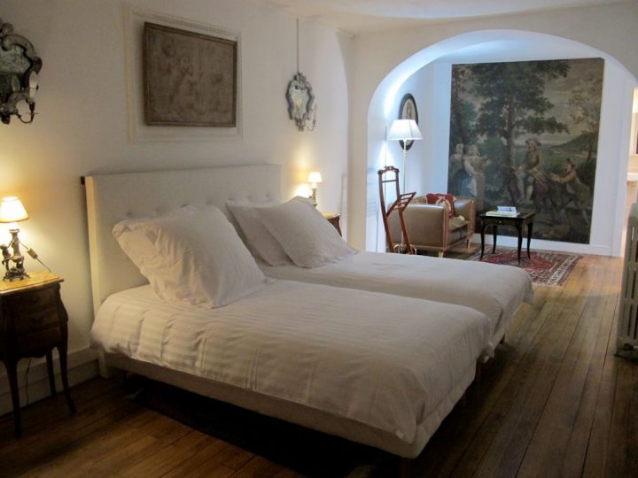 Bed & Breakfast La Suite Du Chapeau Rouge, Suite Bordeaux destiné Chambre D Hote Lacanau Ocean
