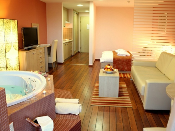 Belle Chambre Avec Jacuzzi Privatif – 40 Idées Romantiques serapportantà Chambre D Hote Périgueux