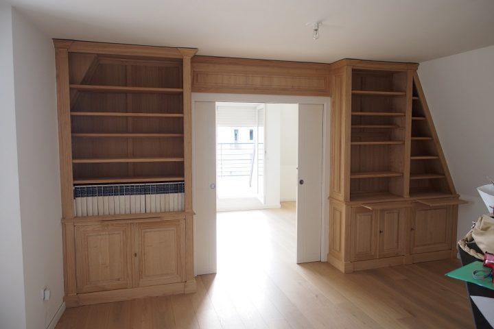 Bibliothèques Et Meuble Bas Sur Mesure Sous Un Toit Mansardé encequiconcerne Meuble Mansarde