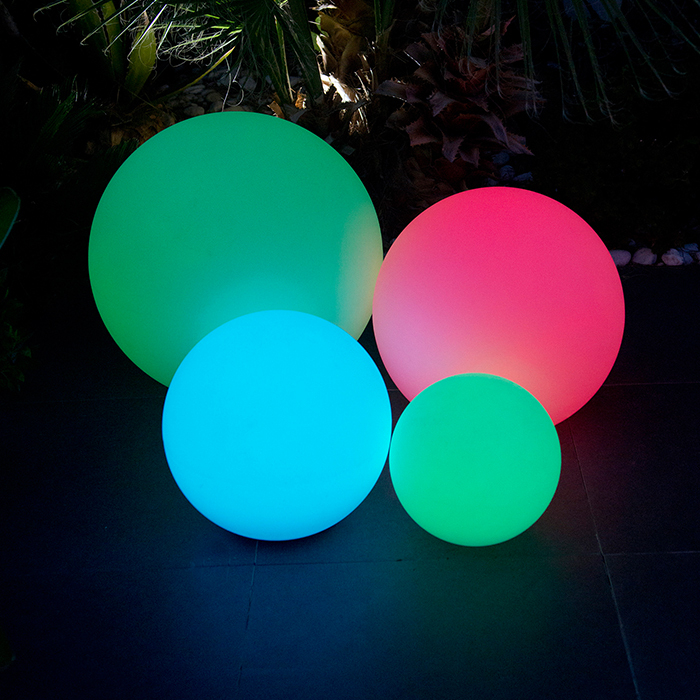 Bobby C40, La Boule Lumineuse Colorée – Lumisky – Luminaires avec Lumisky Bobby C40 Bobby C40, La Boule Lumineuse Colorée – Lumisky – Luminaires avec Lumisky Bobby C40