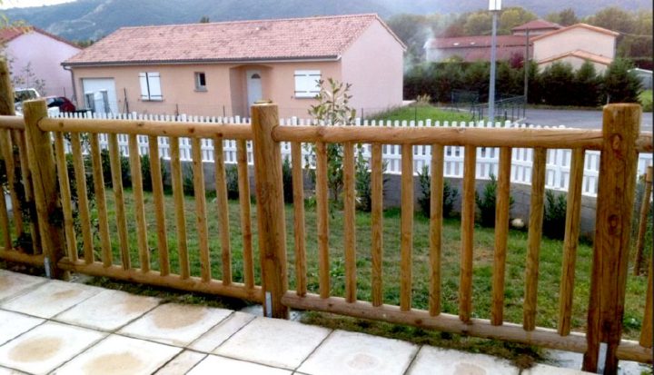 Bois Pour L'Aménagement D'Extérieur: Lames Pour Terrasse encequiconcerne Barrière Bois Jardin