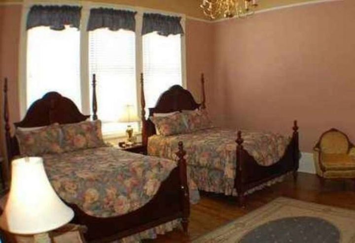 Book Avenue Inn Bed And Breakfast In New Orleans | Hotels à Bed And Breakfast Nouvelle Orléans