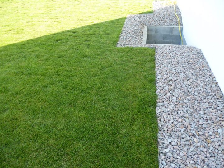 Bordures Nettes Gravillons /Pelouse | Jardins, Bordure destiné Bordure De Jardin