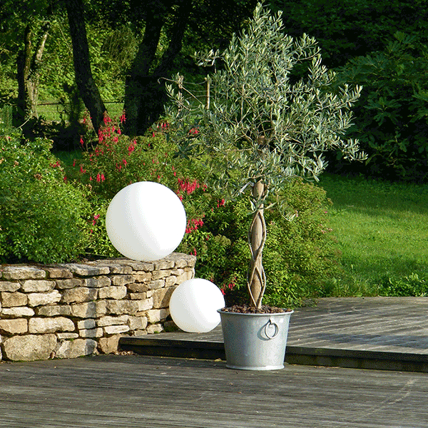 Boule Lumineuse Mono Couleur Avec Fil - Jardinchic destiné Boule De Jardin Lumineuse