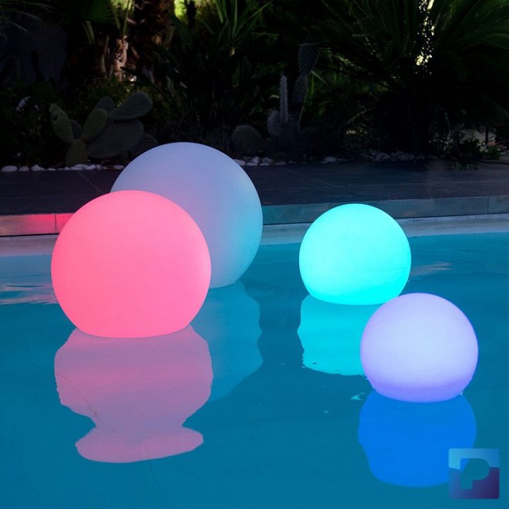 Boule Lumineuse Solaire 30Cm – Pamatrex Sa – Piscines serapportantà Boule De Jardin Lumineuse