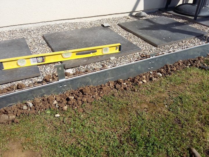 Bricolage : De L'Idée À La Réalisation. : Comment Poser avec Bordure De Jardin En Acier Galvanisé