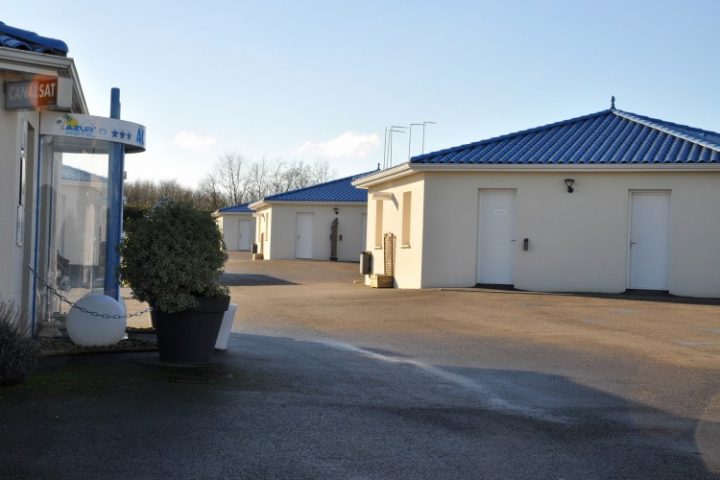 Brit Hotel Cholet – Azur Hotel – Groupes & Autocaristes encequiconcerne Chambre Des Métiers Cholet