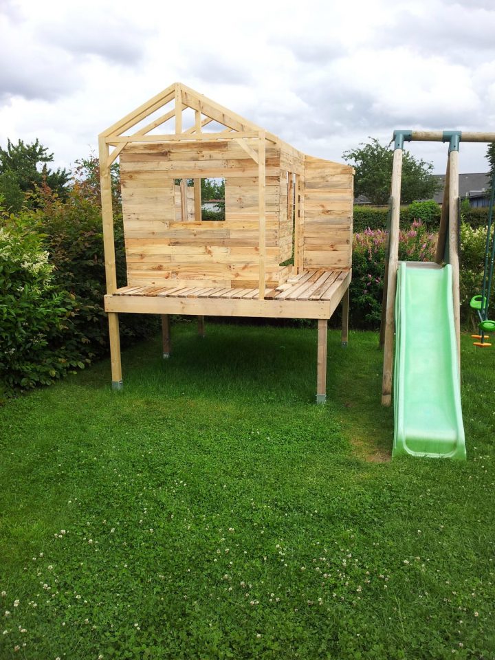 Cabane Enfants Avec Des Palettes En Bois.. intérieur Plan Cabane De Jardin