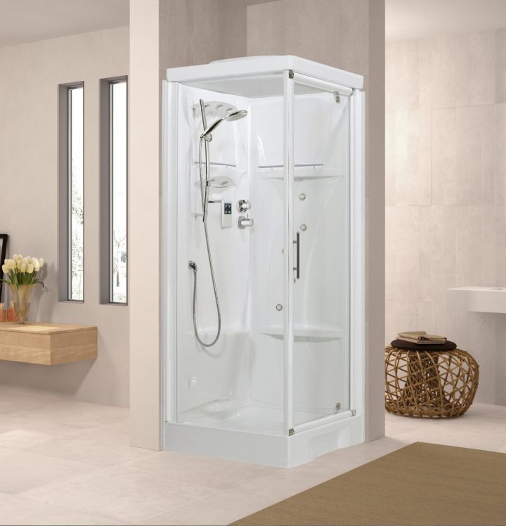 Cabine De Douche En Accès De Face New Holiday En 80X80 Mitigeur  Thermostatique Et Verre Transparent Anticalcaire Avec Une Porte Pivotante  Et Un destiné Cabine De Douche Complete