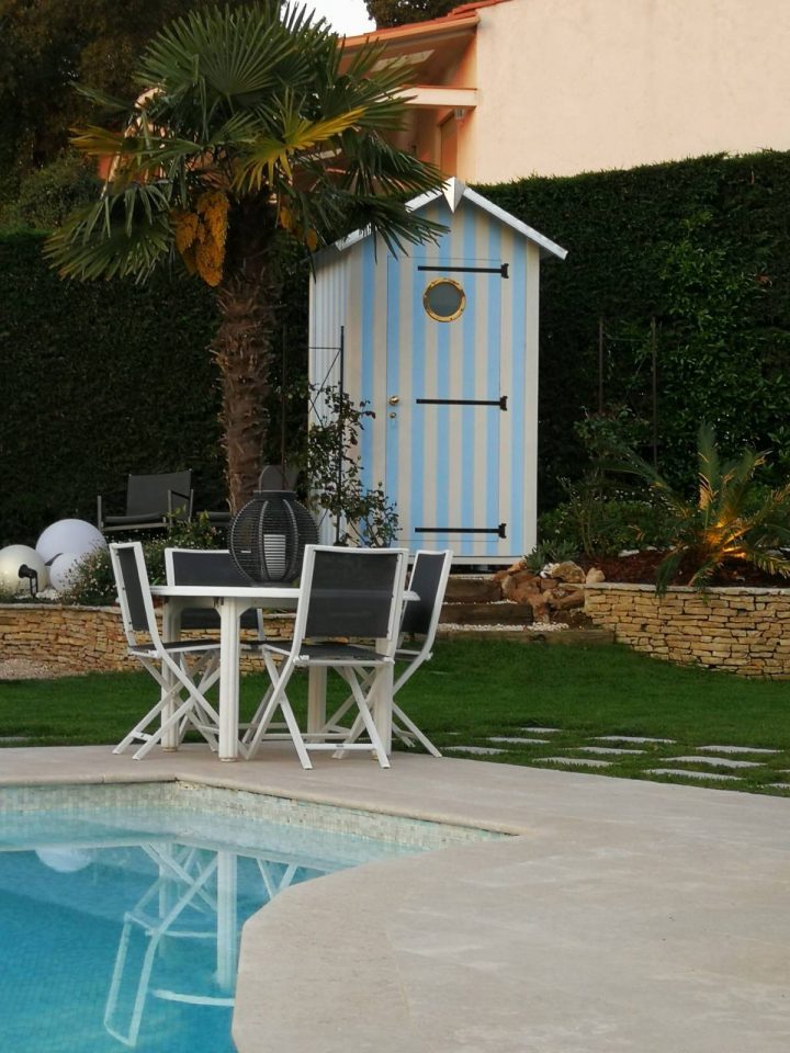 Cabine De Plage En Bois En Kit Avec Douche Extérieure De destiné Cabine De Plage En Bois Cabine De Plage En Bois En Kit Avec Douche Extérieure De destiné Cabine De Plage En Bois