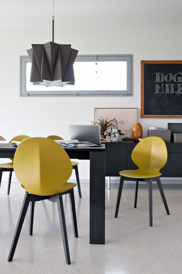 Calligaris – Le Design Italien – Chaise Basil W | Chair dedans Chaise Salle À Manger Design Italien