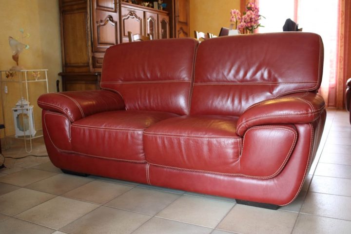 Canapé En Cuir Rouge – Booxmaker.fr intérieur Reparation Canape Simili Cuir Canapé En Cuir Rouge – Booxmaker.fr intérieur Reparation Canape Simili Cuir