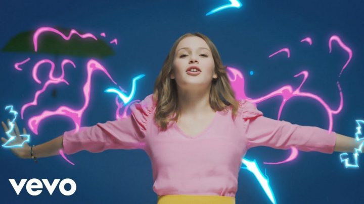 Carla – Bim Bam Toi (Clip Officiel) | Musique encequiconcerne Meuble Carla