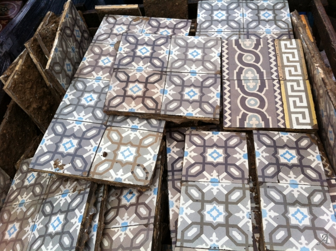 Carrelage Céramique Ancien – Ref 1258 – Artisans Du Patrimoine intérieur Carrelage Ancien Cuisine 1930