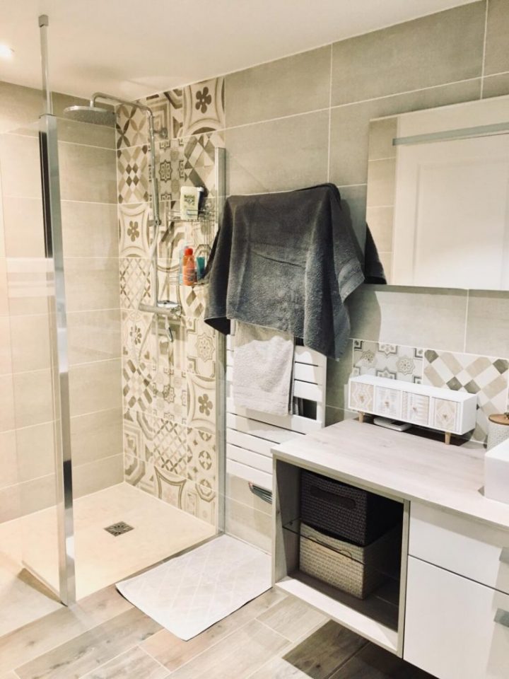 Carrelage De Salle De Bain : 30 Idées Pour Vous Inspirer serapportantà Carelage Salle De Bain