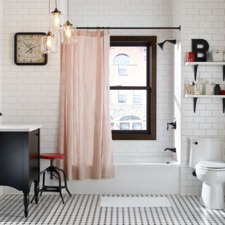 Carrelage De Salle De Bain : Le Chic Du Noir Et Blanc intérieur Carelage Salle De Bain