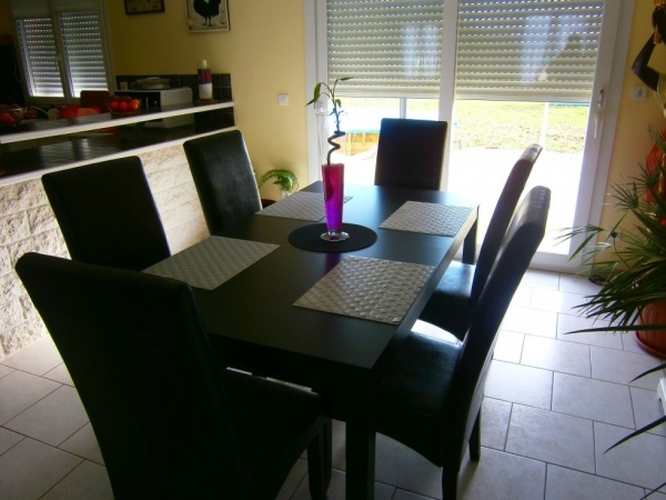 Chaise Table A Manger Ikea – Table De Lit tout Table Salle A Manger Ikea