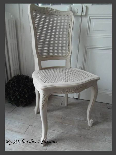 Chaises Cannées Style Louis Xv Patinées Gris Perle En 2020 concernant Donne Meuble