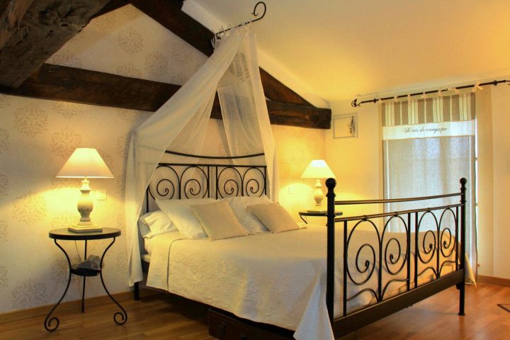 Chambre 1 : "Mistral" – – Somarel – Chambres Et Table D destiné Chambre D Hote Cahors Chambre 1 : "Mistral" – – Somarel – Chambres Et Table D destiné Chambre D Hote Cahors