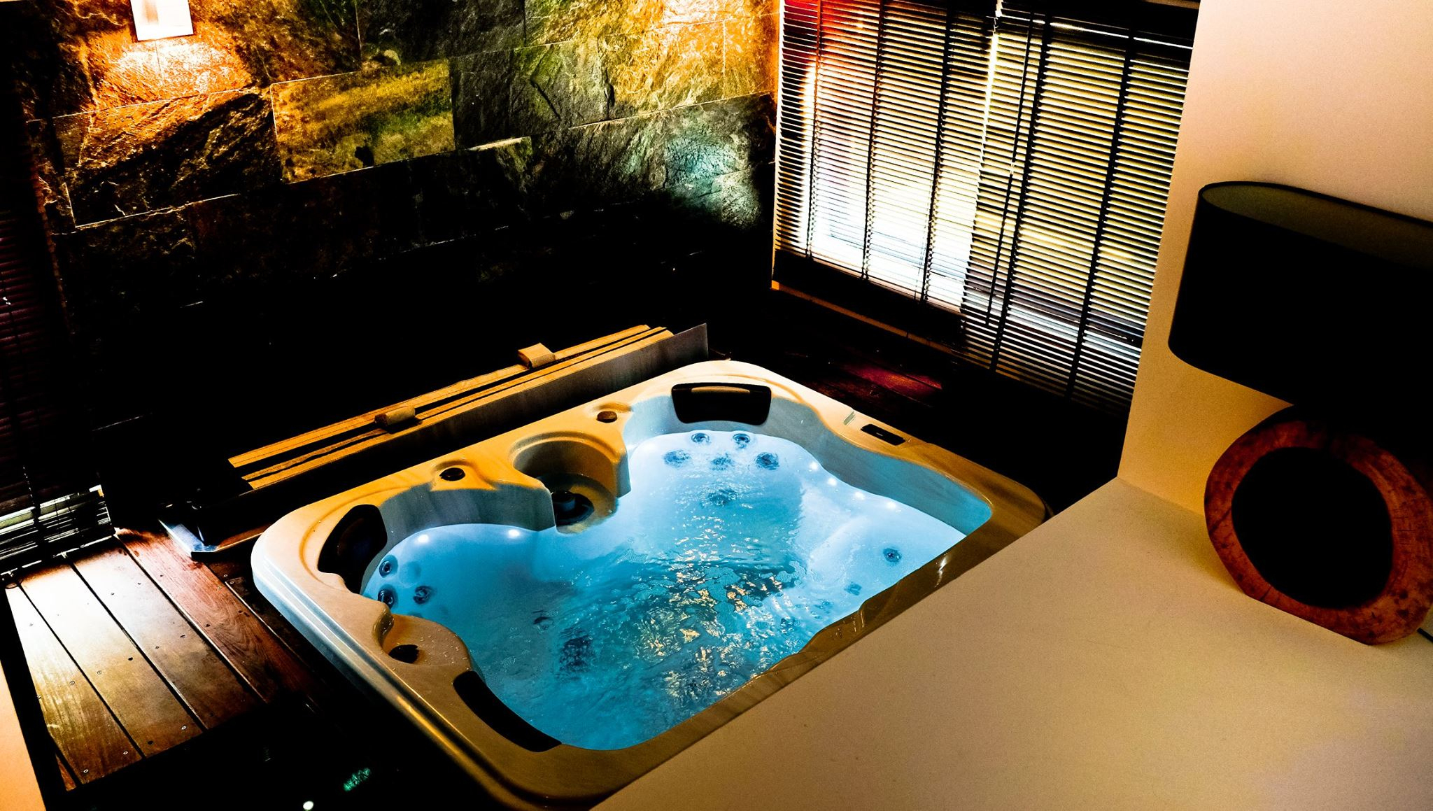Chambre Avec Jacuzzi Privatif La Grande Motte | Enredada tout Chambre Avec Jacuzzi Privatif Languedoc Roussillon