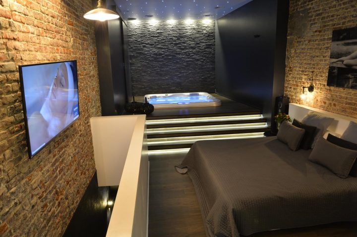 Chambre Avec Jacuzzi Sauna Privatif, Bruxelles – Tarifs 2020 serapportantà Chambre Avec Jacuzzi Privatif Pas Cher Chambre Avec Jacuzzi Sauna Privatif, Bruxelles – Tarifs 2020 serapportantà Chambre Avec Jacuzzi Privatif Pas Cher