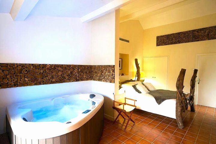Chambre D Hotel Avec Jacuzzi Privatif Ile De France Génial concernant Chambre Jacuzzi Privatif Ile De France