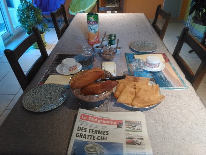 Chambre D'hôte À Landerneau – Chambres D'hôtes À Louer À avec Chambre D Hote Landerneau Chambre D'hôte À Landerneau – Chambres D'hôtes À Louer À avec Chambre D Hote Landerneau