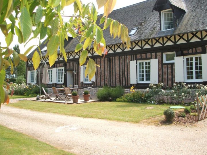 Chambre D'Hôtes À Ingouville Sur Mer En Normandie intérieur Chambre D Hote Notre Dame De Monts