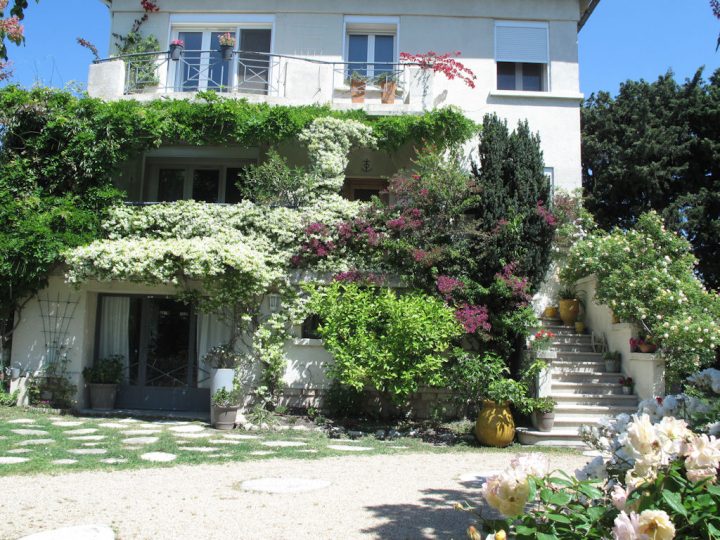 Chambre D'hôtes Arles Au Vert, Chambre Arles, Provence, Alpilles avec Chambres D Hotes Arles Et Environs