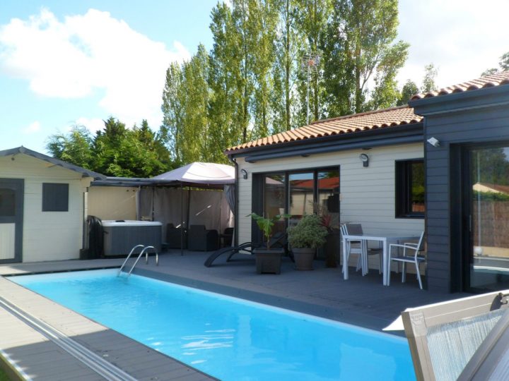 Chambre D'hôtes Au.lit.dej, Chambre Commequiers, Littoral destiné Chambre D Hote Vendée