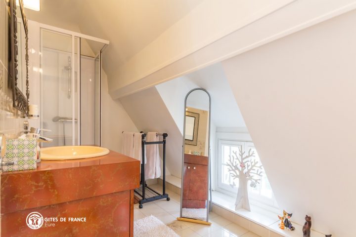 Chambre D'hôtes Cathy's Romantic Garden Normandie Eure À Evreux avec Chambre D Hote Evreux