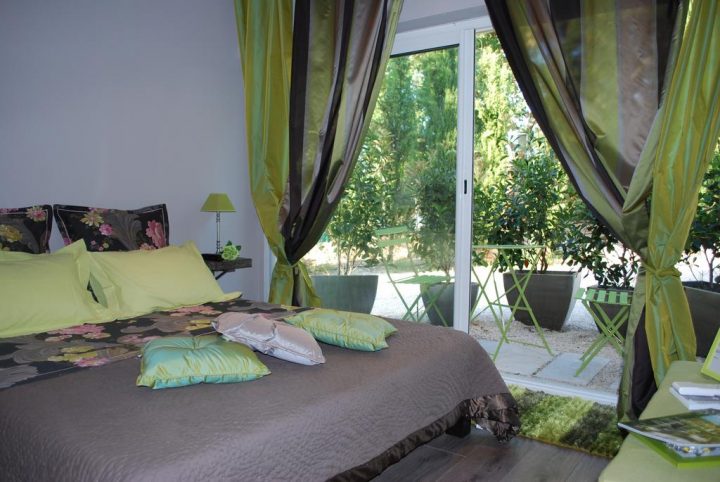 Chambre D'Hôtes Les 7 Roses D'Aix, Chambre D'Hôtes Aix-En pour Chambre D Hotes Aix En Provence