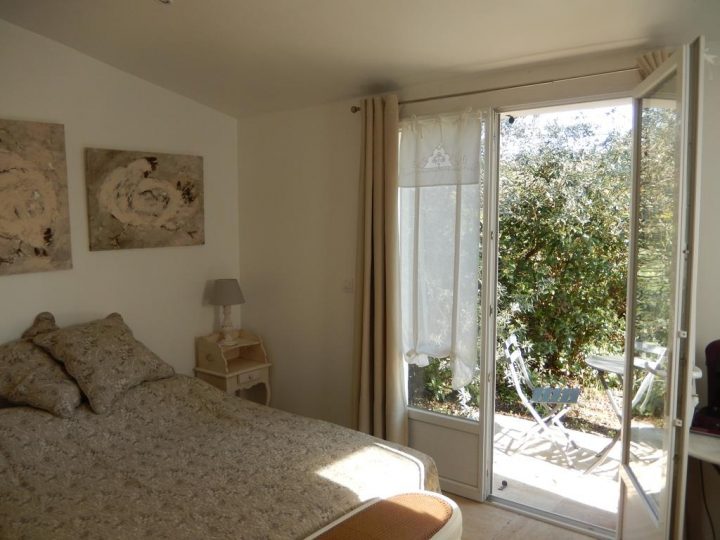 Chambre D'hôtes Les Chênes, Chambre D'hôtes Cotignac tout Chambre D Hote Cotignac Chambre D'hôtes Les Chênes, Chambre D'hôtes Cotignac tout Chambre D Hote Cotignac