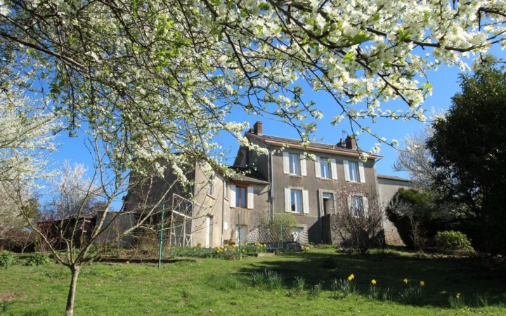 Chambre D'hôtes N°87G1701 La Josnière Bleue À Le Dorat avec Chambre D Hote Vienne 38 Chambre D'hôtes N°87G1701 La Josnière Bleue À Le Dorat avec Chambre D Hote Vienne 38