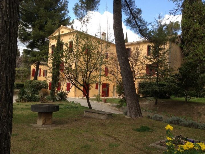 Chambre D'Hôtes Villa Roumanille À Aix-En-Provence pour Chambre D Hotes Aix En Provence