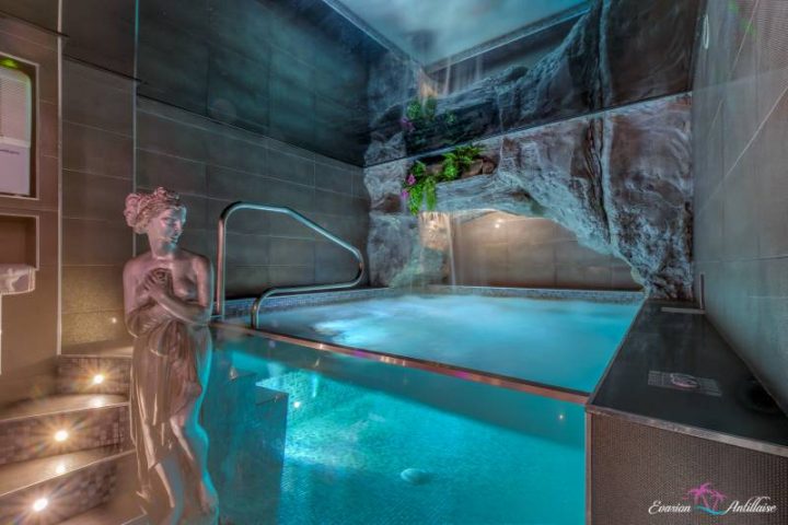 Chambre Hotel Avec Piscine Privative Marseille – Chambre D pour Chambre Avec Jacuzzi Privatif Marseille