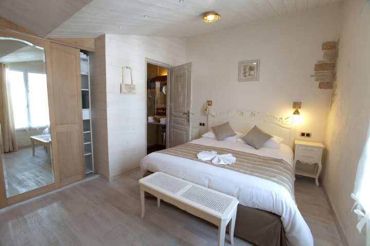 Chambres D'Hôtes De Charme "Hôte Des Portes", Chambres Les destiné Chambre D4Hote Chambres D'Hôtes De Charme "Hôte Des Portes", Chambres Les destiné Chambre D4Hote