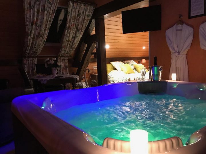 Chambres D'hôtes La Ferme Briarde, Chambres D'hôtes Augers concernant Chambre D Hotes Avec Jacuzzi Privatif