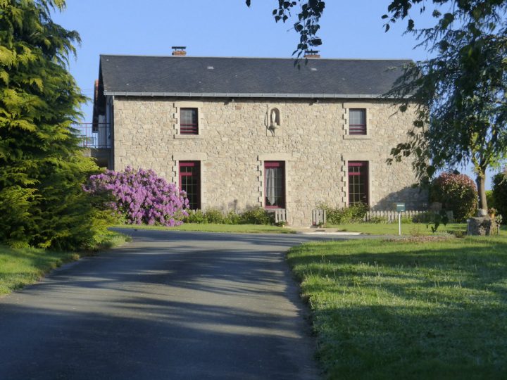 Chambres D'hôtes Le Cerisier – Familienzimmer Und Zimmern In serapportantà Chambre D Hote Vendée