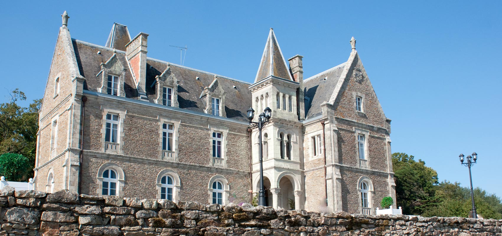 Chambres D'hotes Nantes La Baule : Château Du Deffay serapportantà Chambre D Hote À Nantes
