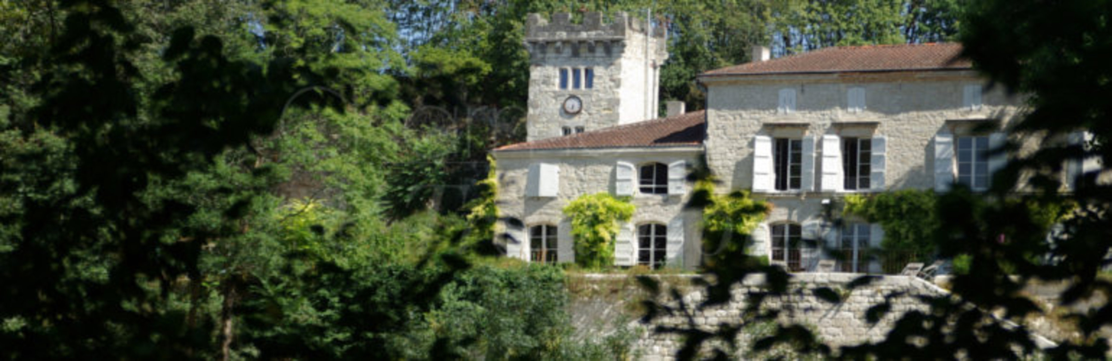Château De Cambes : Chambre D'hote Pont-Du-Casse, Lot-Et-Garonne destiné Chambre D Hote Agen