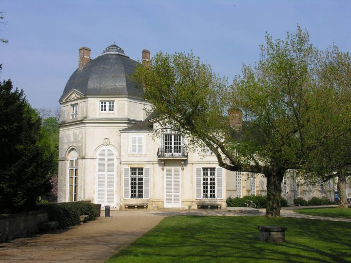 Château De Châteauneuf Sur Loire – France #Chambre D'Hotes concernant Chambre D Hote Chalonnes Sur Loire Château De Châteauneuf Sur Loire – France #Chambre D'Hotes concernant Chambre D Hote Chalonnes Sur Loire