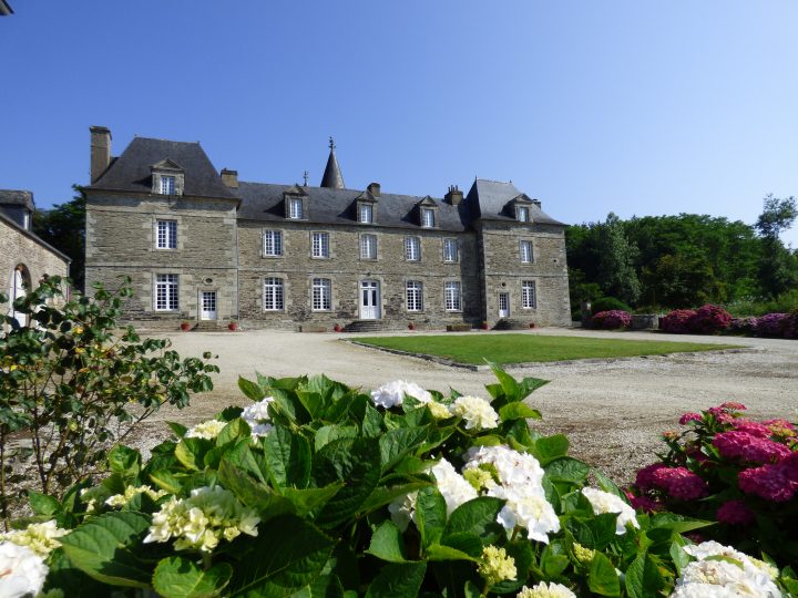 Château De Pratulo – Location Salle – Mariages – Réceptions intérieur Chambre D Hote Carhaix