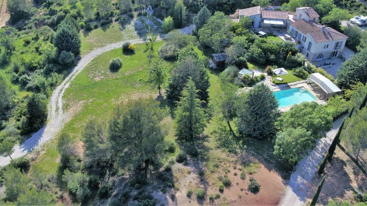 Chateauneuf Le Rouge Sainte Victoire 13 Chambres D Hôtes pour Chambre D Hote Saou