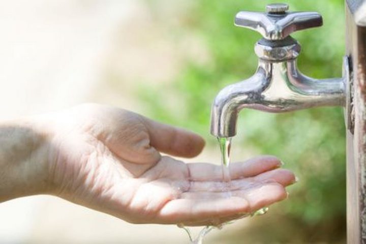 Chute Du Débit D'eau Dans Un Robinet : Causes Et Solutions destiné Robinet Qui Coule Apres Fermeture