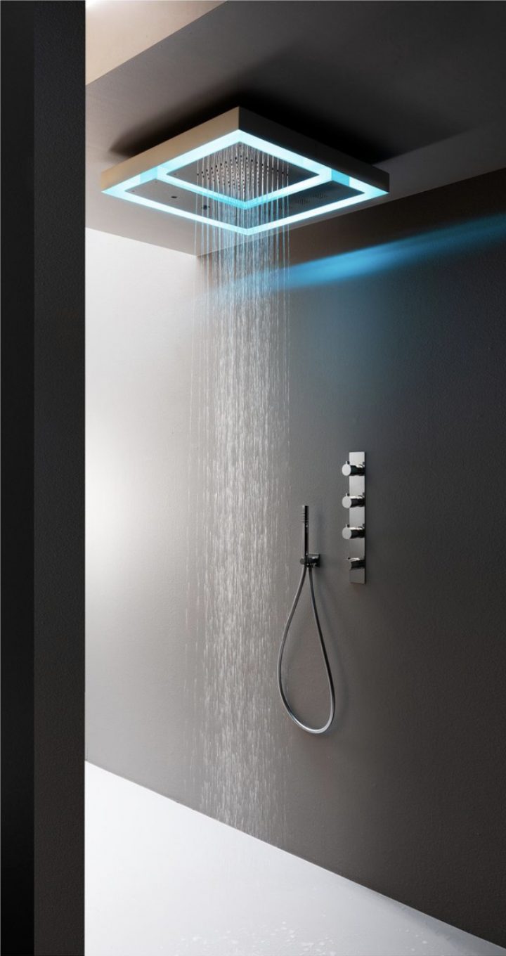 Ciel De Douche Designed By Fantini Showroom David B Paris destiné Pomme De Douche Lumineuse Ciel De Douche Designed By Fantini Showroom David B Paris destiné Pomme De Douche Lumineuse