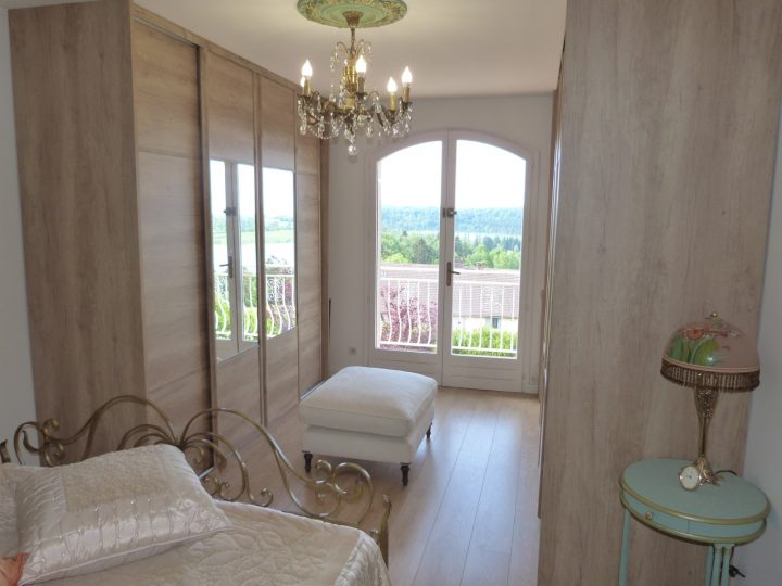 Clairvaux Les Lacs (39 Jura), À Vendre Maison Rénovée 340 dedans Chambre D Hote Clairvaux Les Lacs