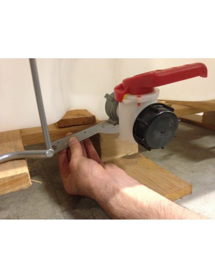 Clé De Serrage Pour Écrou De Vanne 2" De Cuve 1000L encequiconcerne Robinet Pour Cuve 1000L