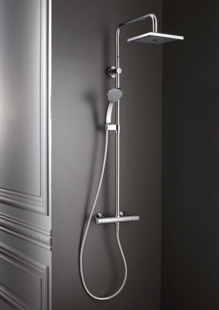 Colonne De Douche July Avec Mitigeur Thermostatique Et Douche De Tête Carrée Chrome Réf. E5523-Cp destiné Colonne De Douche Oblo Colonne De Douche July Avec Mitigeur Thermostatique Et Douche De Tête Carrée Chrome Réf. E5523-Cp destiné Colonne De Douche Oblo